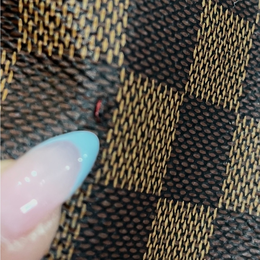 Louis Vuitton GM never full - Picture 8 of 13